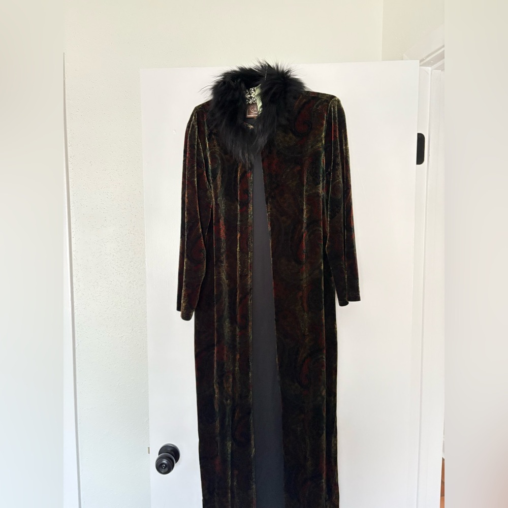 Double D Ranch Coat - Picture 2 of 5